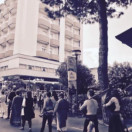 West End Gatteo a Mare