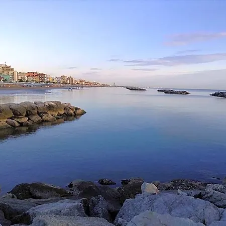 West End 3* Гаттео-а-Маре