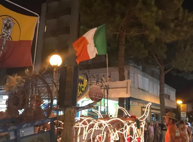 West End 3* גאטאו א מארה